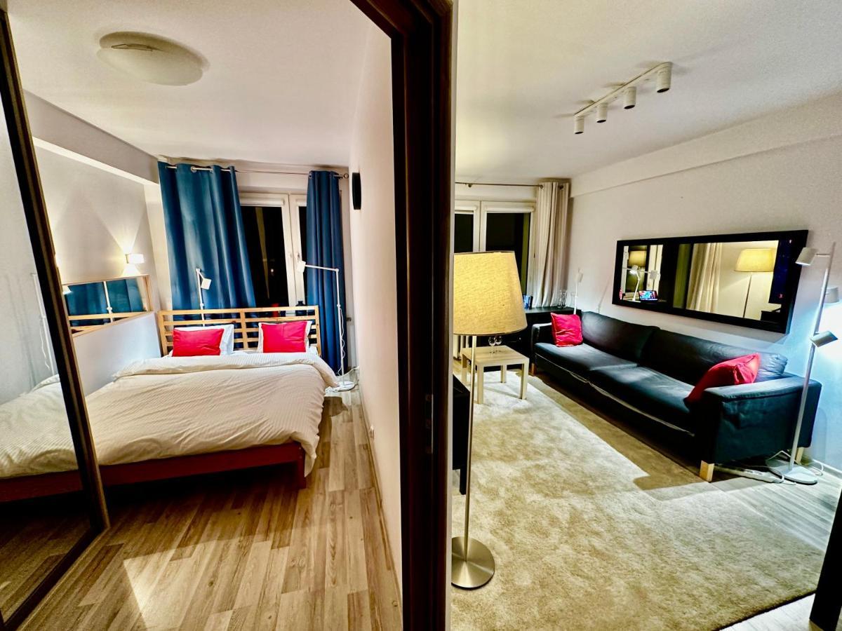 Decor 3 Metro Fast Wifi 1Gbs 80'Tv Hbo Disney Appletv Warsaw Exterior photo